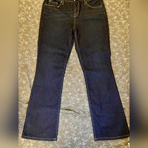 Mossimo Mid Rise Curvy Bootcut jeans NEW 10 S/C